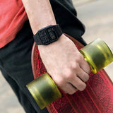 Au design original et fonctionnel, cette Montre Homme CASIO COLLECTION CA-53WF-1BEF - Bracelet Résine Noir est idéale pour les poignets masculins. Son boîtier rectangulaire réunit un cadran digital et une calculatrice. Ce garde-temps offre à disposition plusieurs options pratiques, utiles en toute situation.