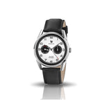 Forte de plus de 150 ans d'expérience dans le domaine de l'horlogerie, la marque incontournable Lip propose des montres intemporelles alliant à merveille esthétique et fonctionnalité. Insufflant l'élégance à la française dans chacune de ses créations, elle continue à marquer les esprits par des gardes-temps sophistiqués au design avant-gardiste et aux lignes contemporains, dont ce magnifique modèle Bi-Compax 671673.