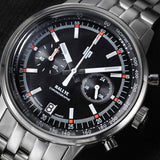 La célèbre manufacture française vous présente ce modèle de chronographe rallye hybride 671817. Fière de ses racines, la Maison rappelle l'origine de sa création à six heures sur le cadran. Ce dernier est embarqué dans un boîtier en acier de 41 millimètres mesurant 13.13 mm d'épaisseur. Véritable montre dédié à l'univers automobile, vous retrouverez une fonction chronographe accessible au moyen de deux boutons-poussoir.