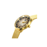 La collection Lip Dauphine est déclinée avec ce diamètre de boîtier en 29 mm, mais toujours dans un esprit minimaliste et vintage avec des proportions discrètes qui accentuent son élégance et raffinement. Une boîte polie et dorée montée sur un bracelet en mailles milanaises, ajustable, doré, muni d'un fermoir style charriot pour un ajustement facile et précis. Son cadran soleillé marron clair et dégradé fumé, il est parcouru par des aiguilles dorées et recouvert d'un verre saphir bombé traité antireflet ; c