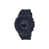 Ce modèle combiné numérique-analogique de la gamme de montres robustes G-SHOCK, toujours en quête de plus de solidité, reprend les lignes des modèles DW-5000C de première génération, mais est beaucoup plus fine. Ce modèle combiné présente une conception simple qui élimine l'accessoire, mais conserve une structure robuste.