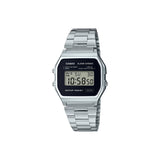 La montre Casio A158WEA-1EF allie robustesse et élégance. Cette montre numérique argentée séduit par son bracelet et son cadran en acier inoxydable, offrant à la fois style et durabilité. Un accessoire iconique, parfait aussi pour affirmer un look street fashion.
