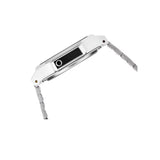 Adoptée par les amateurs de style rétro, cette montre Casio allie design intemporel et praticité. Son boîtier et son bracelet en acier inoxydable renferment un affichage digital avec alarme, dateur et chronographe.