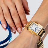 La collection "On the Square" de Festina au cadran rectangle allie élégance, design classique et robustesse. Pour femmes, ce sont de véritables joyaux du temps, mêlant force et féminité. Une collection polyvalente pour toutes les occasions, symbole de classe et d’élégance intemporelle.