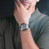 La Festina F20703/1 associe un boîtier et un bracelet en acier inoxydable à un verre minéral résistant. Une montre élégante et moderne, reflet du savoir-faire Festina et d’un excellent rapport qualité-prix