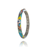 Le bracelet perroquet Lovebird Una Storia, en argent massif rhodié, laqué à la main, est délicatement orné d'oxydes de zirconium. Élégant et tendance, il complète parfaitement une tenue estivale, ajoutant une touche de gaieté et de couleur.