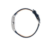 Découvrez la montre LIP Churchill T24 671279, fabriquée à Besançon : boîtier rectangulaire en acier, cadran argenté et bracelet cuir bleu.