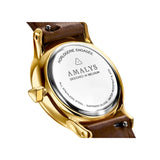 Elégante et polyvalente, la montre Charline est parfaite pour toutes les occasions. Une subtile touche de luxe au poignet.
