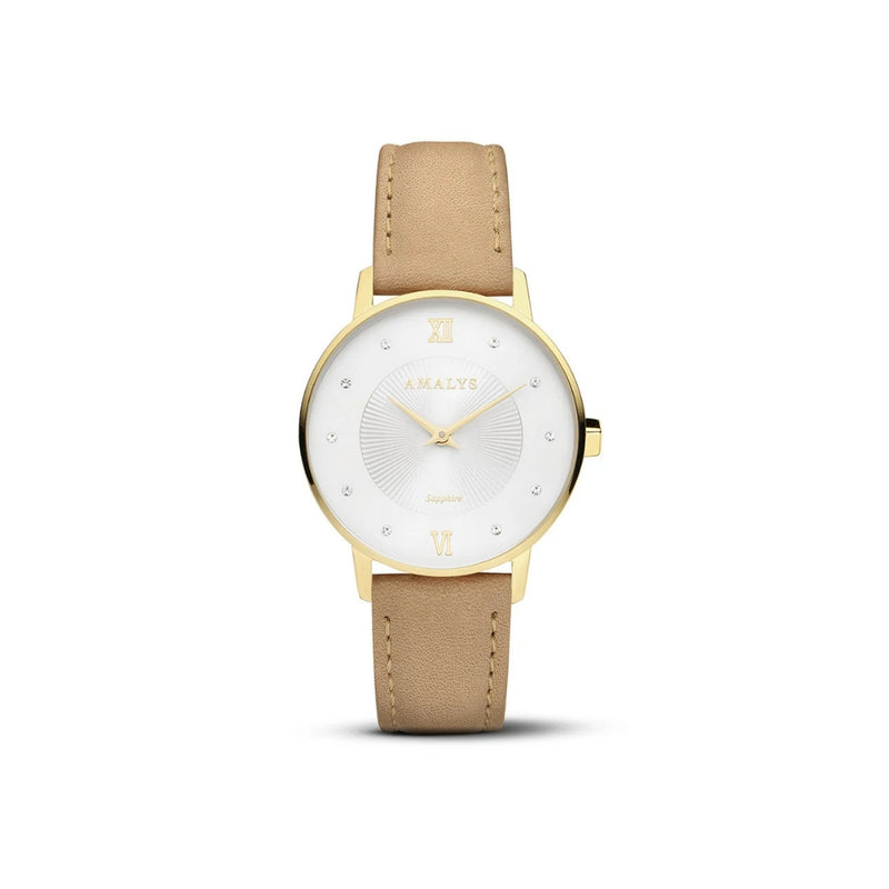 Que ce soit pour une soirée élégante ou pour ajouter une touche de raffinement à votre quotidien, la montre Rosalie est l’accessoire idéal. Son cadran blanc-argenté sublime votre poignet avec une élégance discrète, tandis que son bracelet nude apporte une touche de douceur.