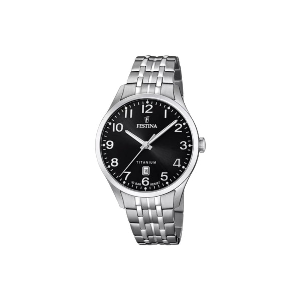 Alliant robustesse et élégance, la Festina F20466/3 séduit par son boîtier et son bracelet en titane, associés à un verre minéral résistant. Un garde-temps durable au style raffiné.