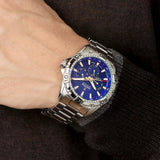 La Festina F20623/2 pour homme incarne l’élégance et la modernité. Dotée d’un boîtier et d’un bracelet en acier inoxydable, ainsi que d’un verre minéral résistant, elle reflète le savoir-faire et l’innovation de la marque. Un garde-temps au style distingué, alliant robustesse et raffinement.