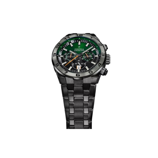 La montre Festina F20673/2 pour homme allie modernité et élégance. Son boîtier acier inoxydable, son bracelet acier et son verre minéral résistant en font une montre durable et sophistiquée, idéale pour toutes vos tenues