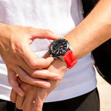 La Festina Connected D F23000/C est une montre connectée pour homme qui associe élégance et technologie. Son cadran analogique classique s’accompagne d’un écran digital discret, offrant un accès rapide aux informations de votre smartphone. Un modèle idéal pour rester connecté sans renoncer au style intemporel