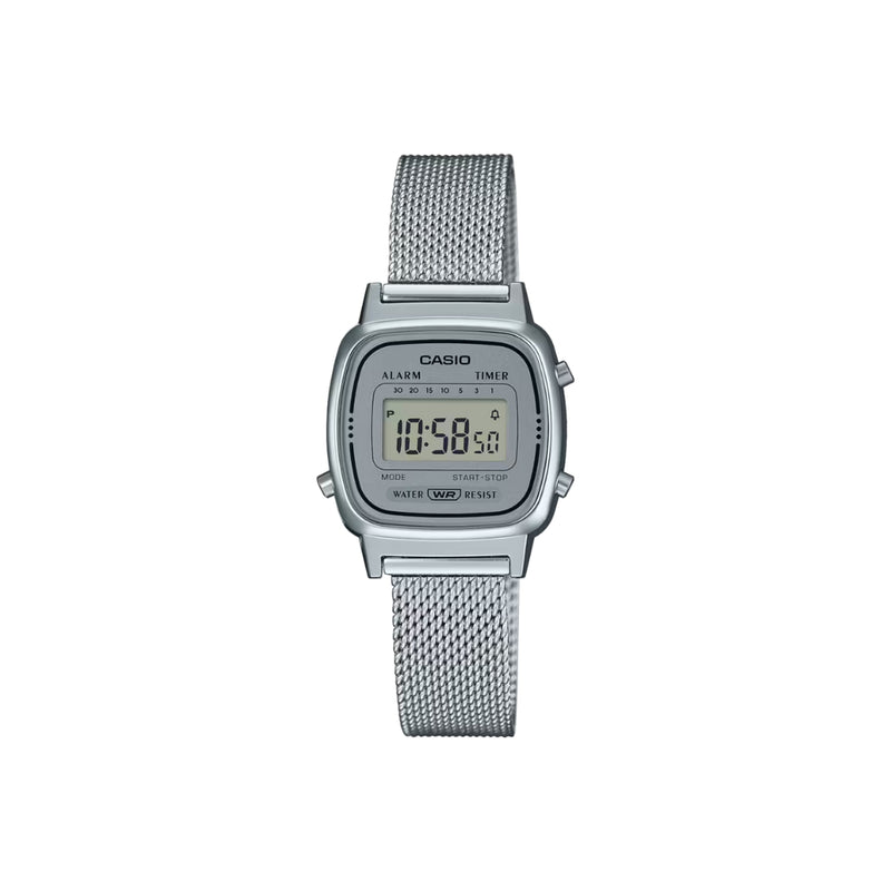 Issue de la collection Casio Vintage, cette montre à quartz séduit par son format compact, idéal pour un port quotidien tout en confort. Son bracelet en mailles milanaises argentées apporte une touche raffinée et intemporelle. Légère, pratique et élégante, elle conjugue charme rétro et fonctionnalité moderne.
