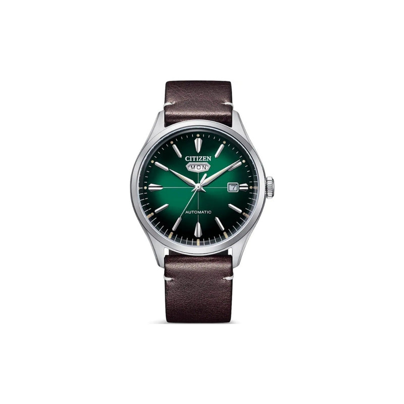 Citizen NH8390‑03XC – montre homme automatique 40 mm acier, cadran vert, bracelet cuir, affichage jour/date, étanche 50 m. Style classique et élégant.